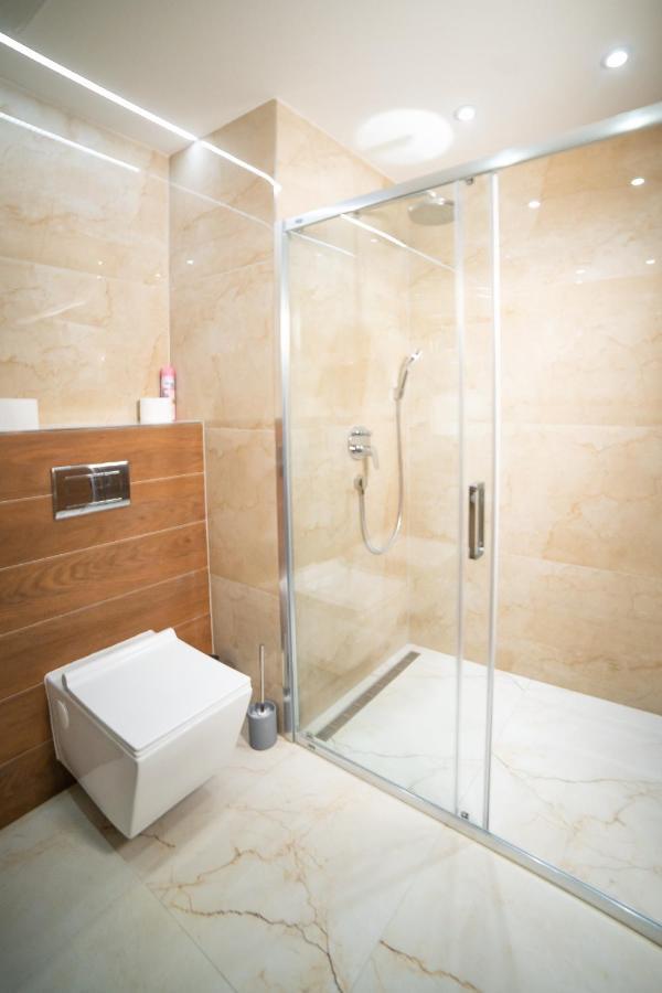 Lux apartmán v hoteli Akvamarín Bešenová Esterno foto